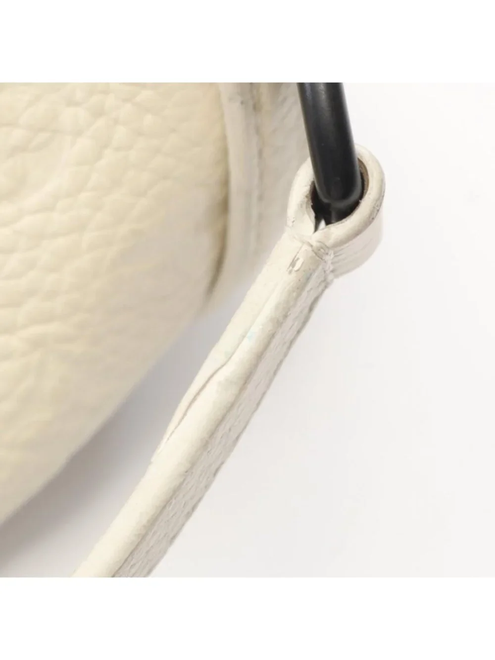 Louis Vuitton Shoulder Bag Triangle Messenger 2-Way White Leather